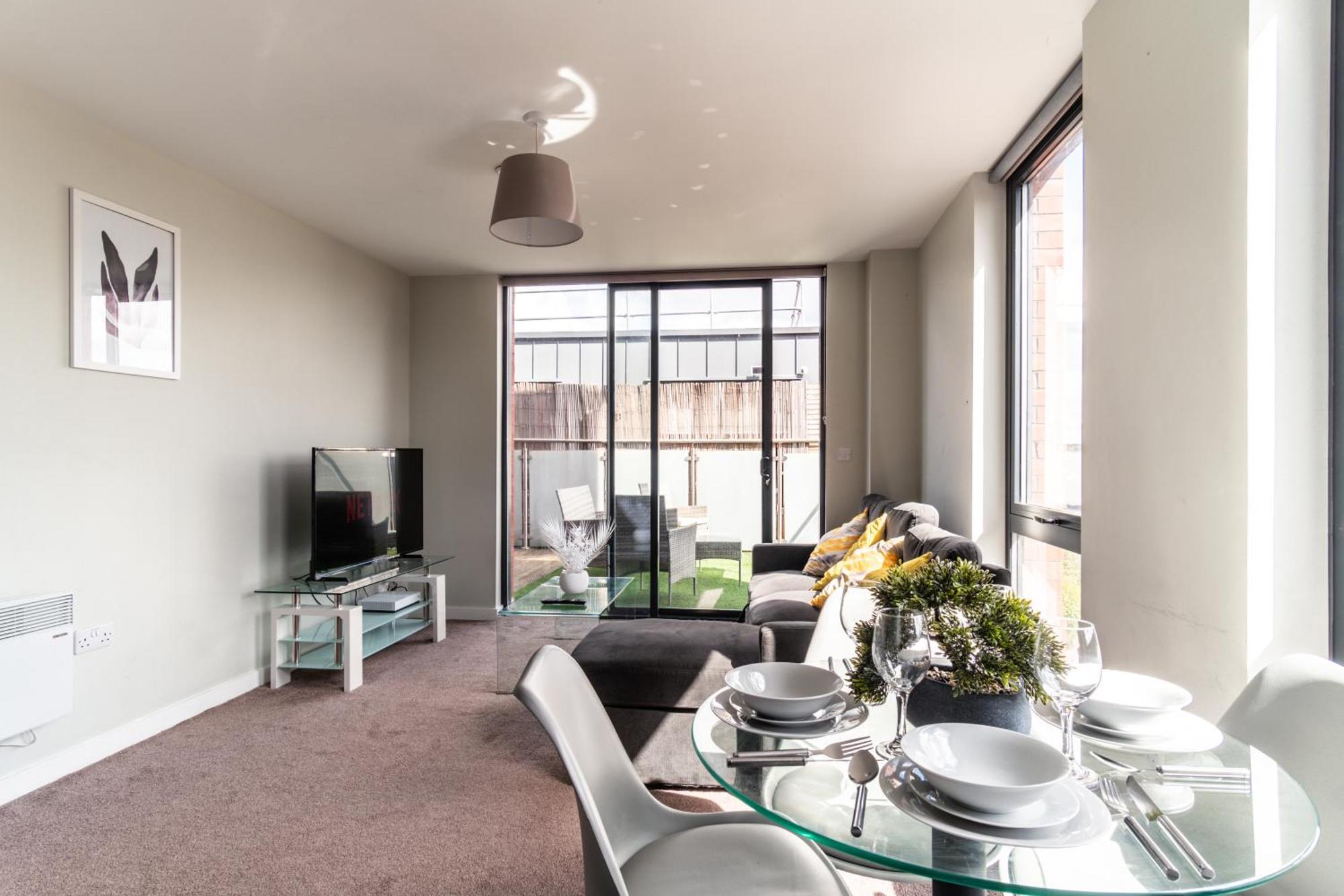 Prime Location 1 Bed Penthouse Apartment Manchester Dış mekan fotoğraf